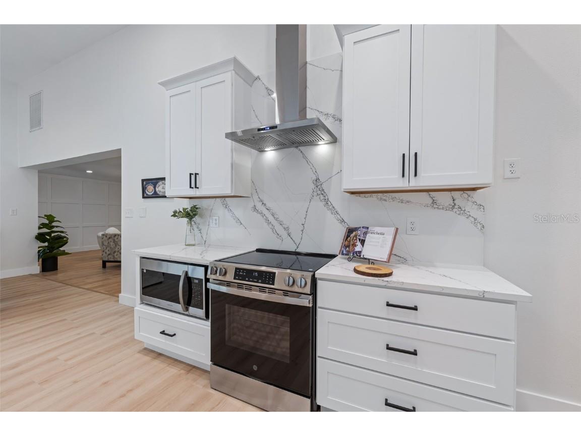 14043 Wolcott Drive Tampa FL 33624 TB8414824 image7