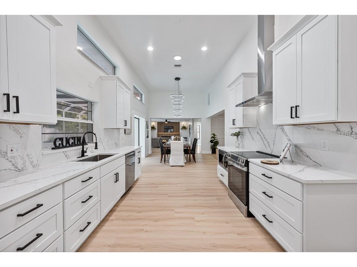 14043 Wolcott Drive Tampa FL 33624 TB8414824 image9