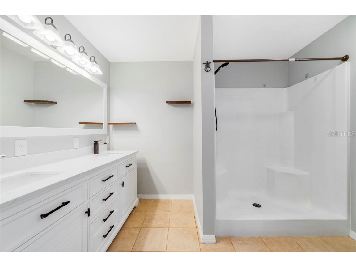 14048 Saint Leo Court Orlando FL 32826 O6366773 image14