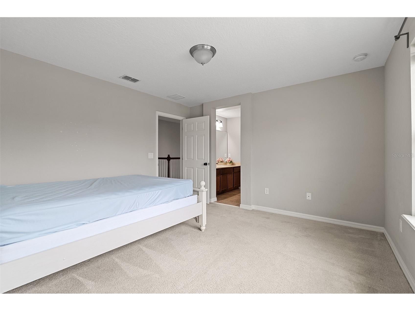 14048 Waterford Creek Boulevard Orlando FL 32828 O6413990 image31