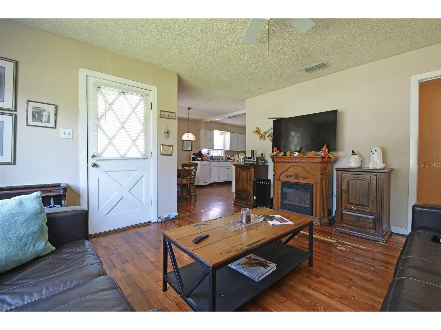 1405 E North Street Tampa FL 33604 TB8428986 image11