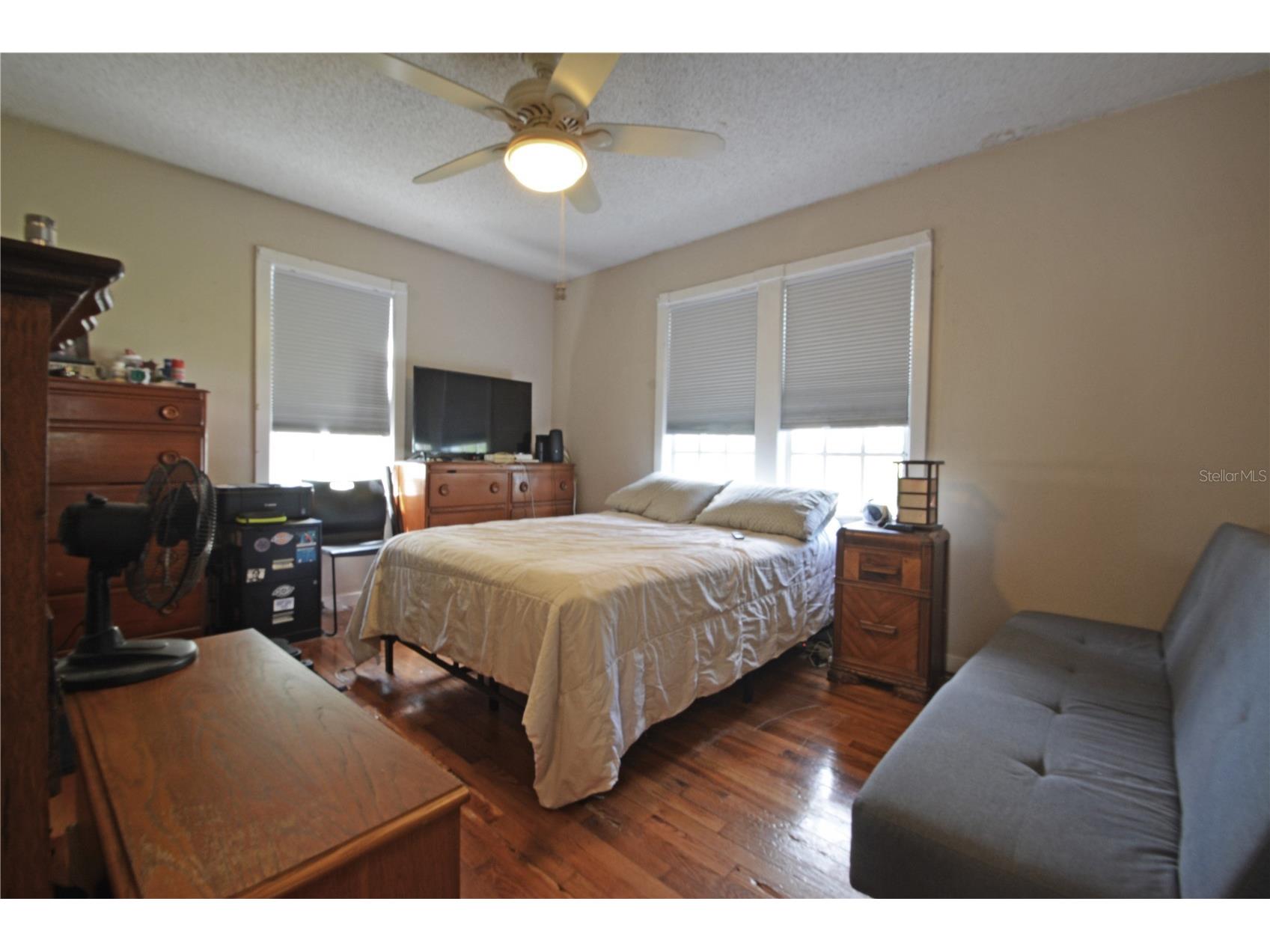 1405 E North Street Tampa FL 33604 TB8428986 image12