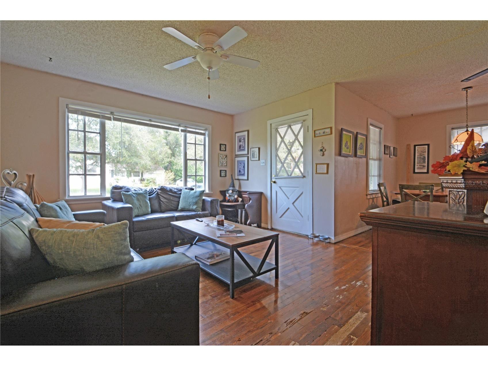 1405 E North Street Tampa FL 33604 TB8428986 image3