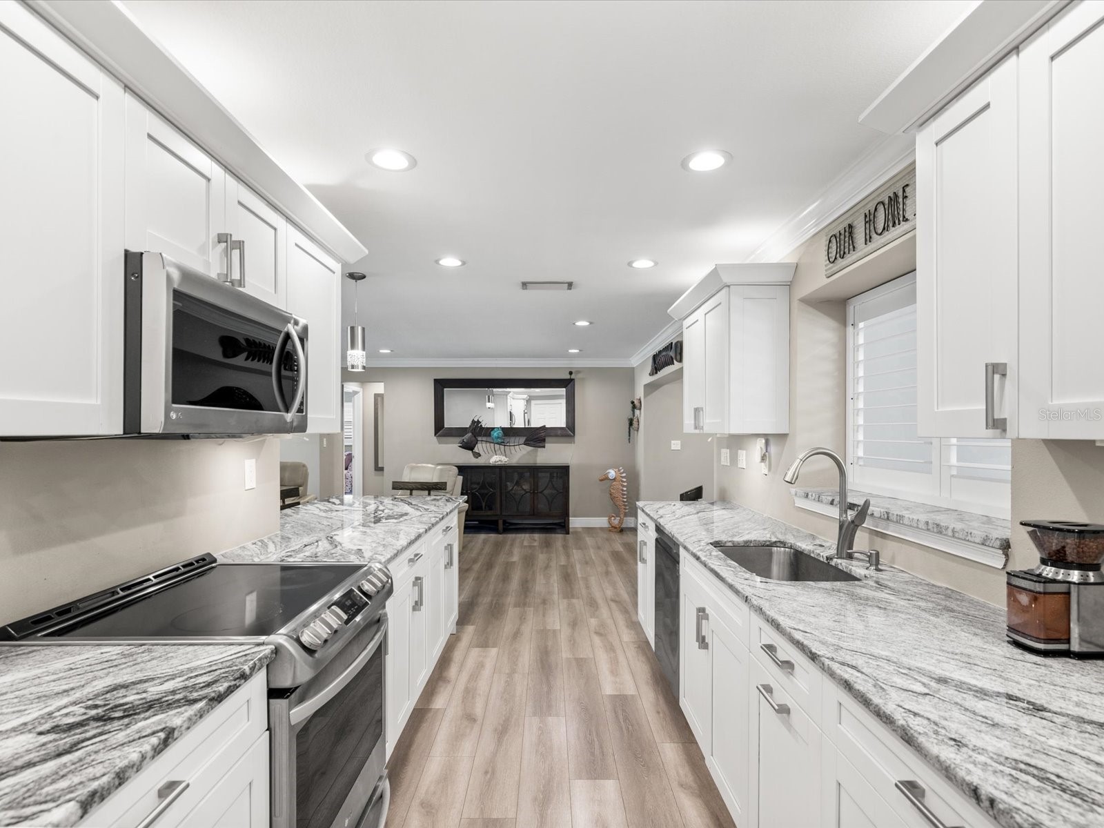 1405 Embassy Drive Clearwater FL 33764 TB8495468 image11