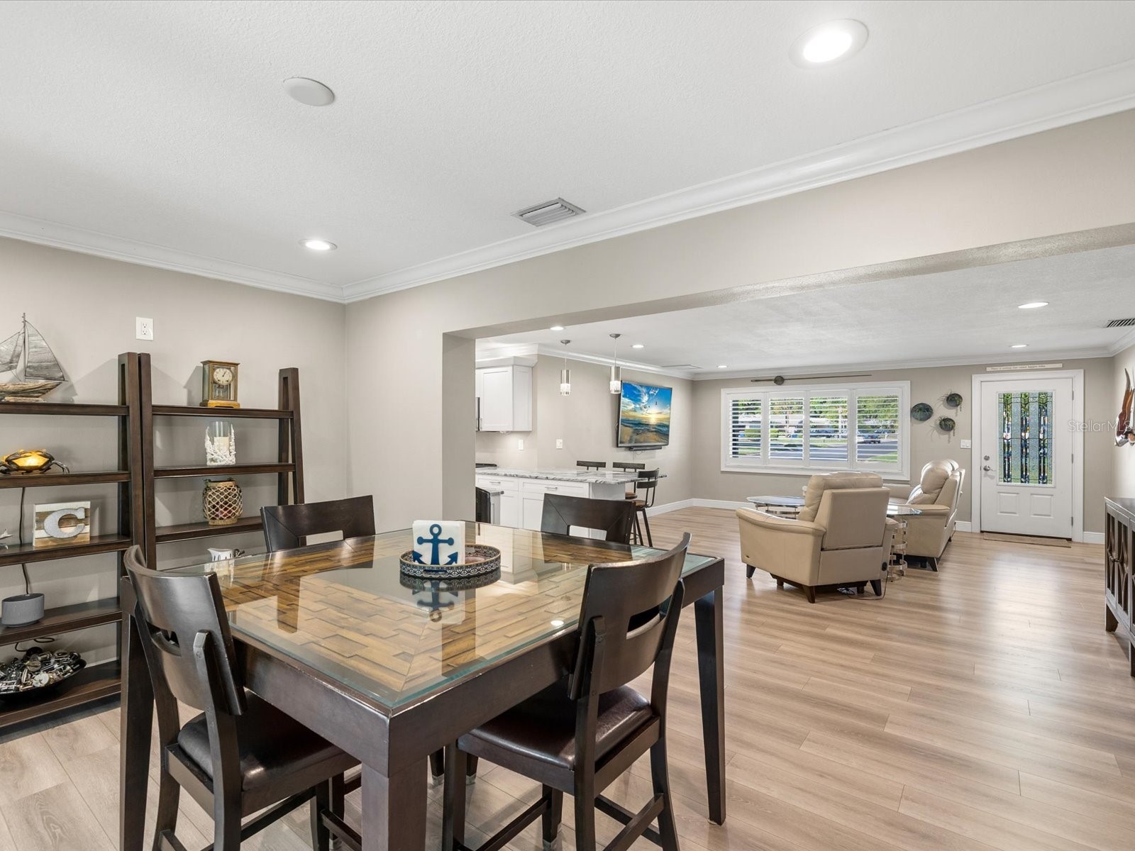 1405 Embassy Drive Clearwater FL 33764 TB8495468 image21