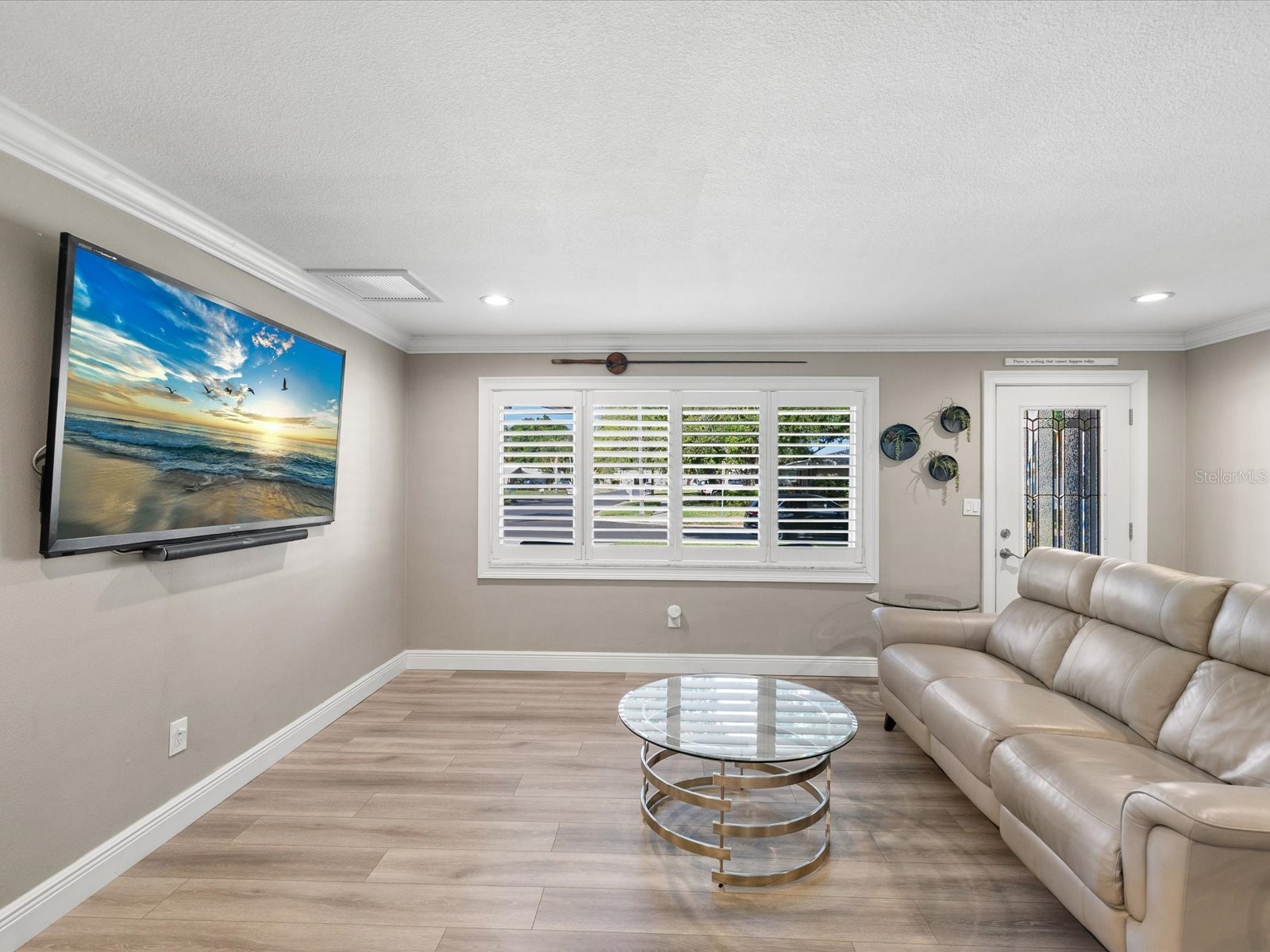 1405 Embassy Drive Clearwater FL 33764 TB8495468 image6