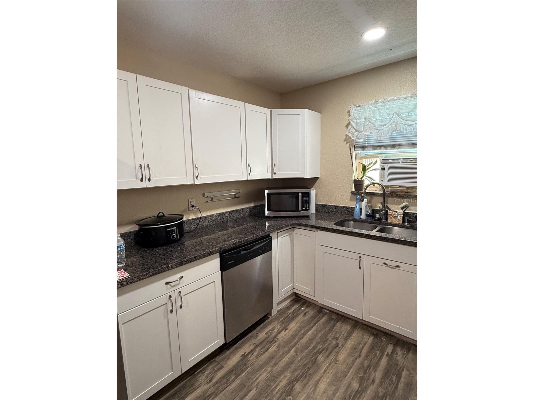 1405 Jackson Avenue Daytona Beach FL 32117 V4948559 image6