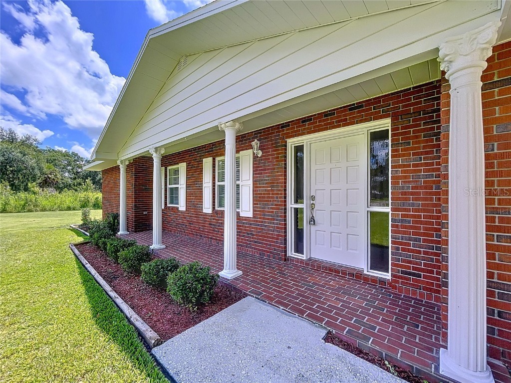 1405 Knights Griffin Road Plant City FL 33565 TB8414421 image12