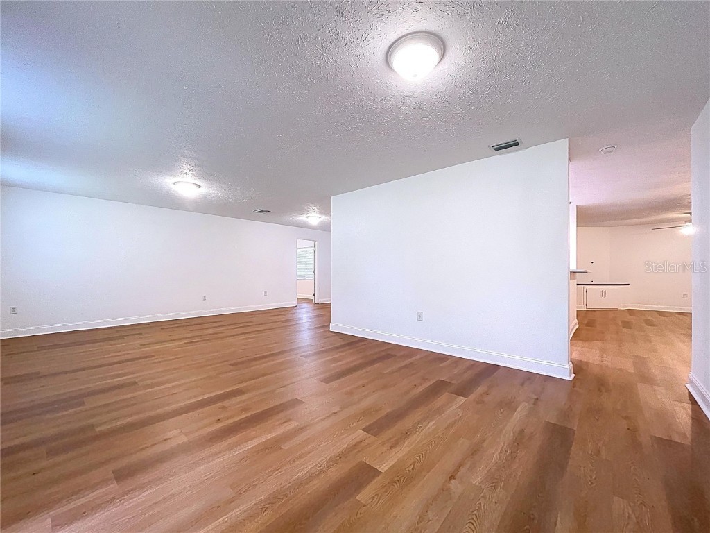 1405 Knights Griffin Road Plant City FL 33565 TB8414421 image25