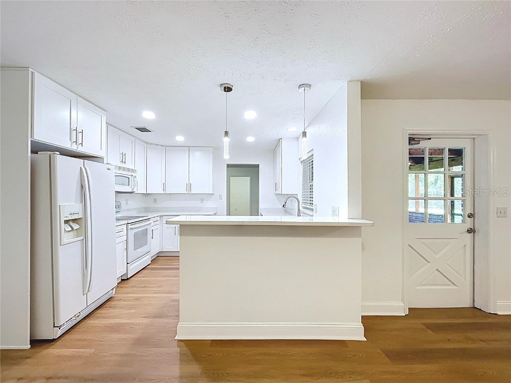 1405 Knights Griffin Road Plant City FL 33565 TB8414421 image34