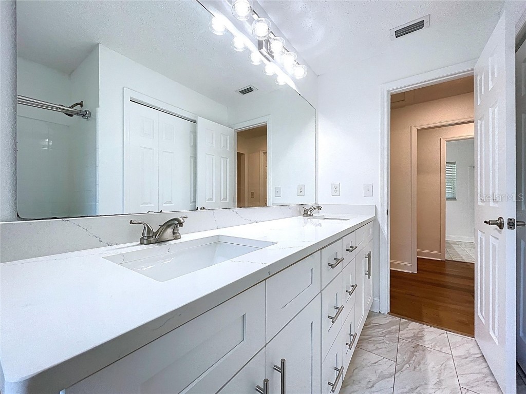 1405 Knights Griffin Road Plant City FL 33565 TB8414421 image57