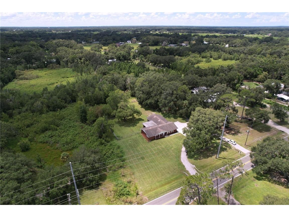 1405 Knights Griffin Road Plant City FL 33565 TB8414421 image88