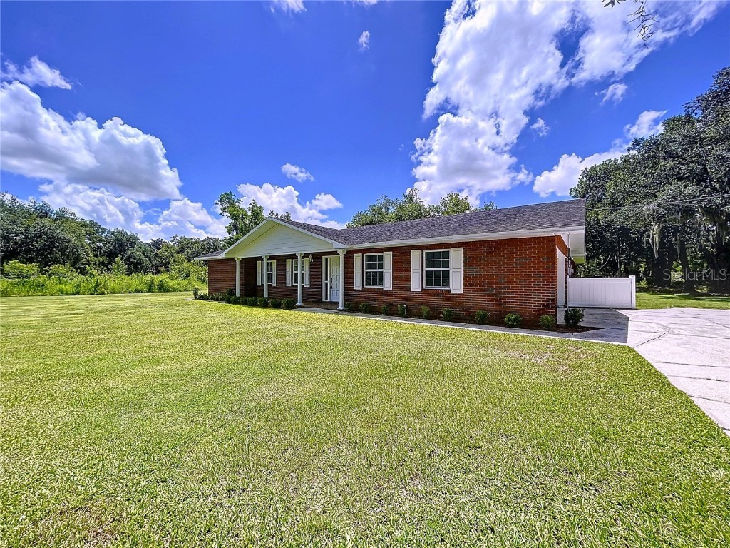 1405 Knights Griffin Road Plant City FL 33565 TB8414421 image9