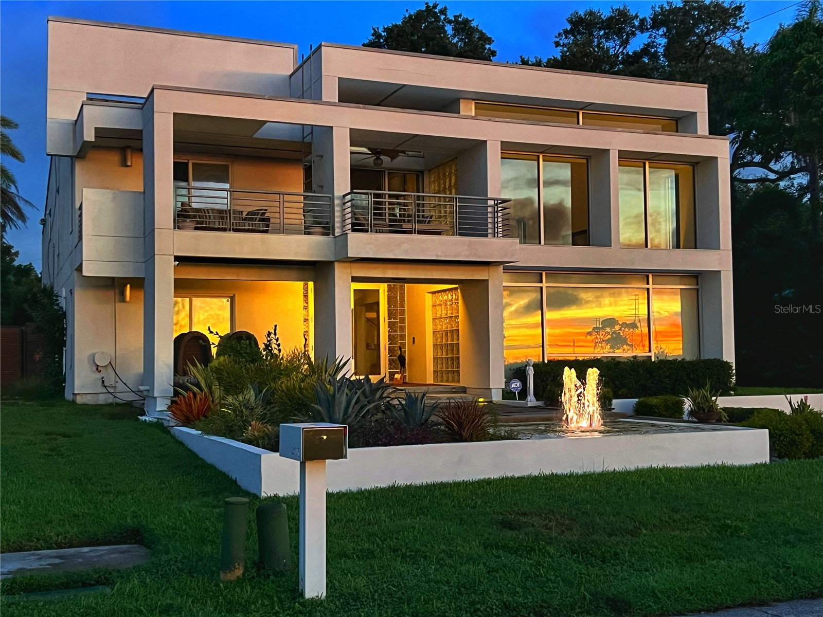 1405 N Bayshore Drive Safety Harbor FL 34695 TB8486960 image1