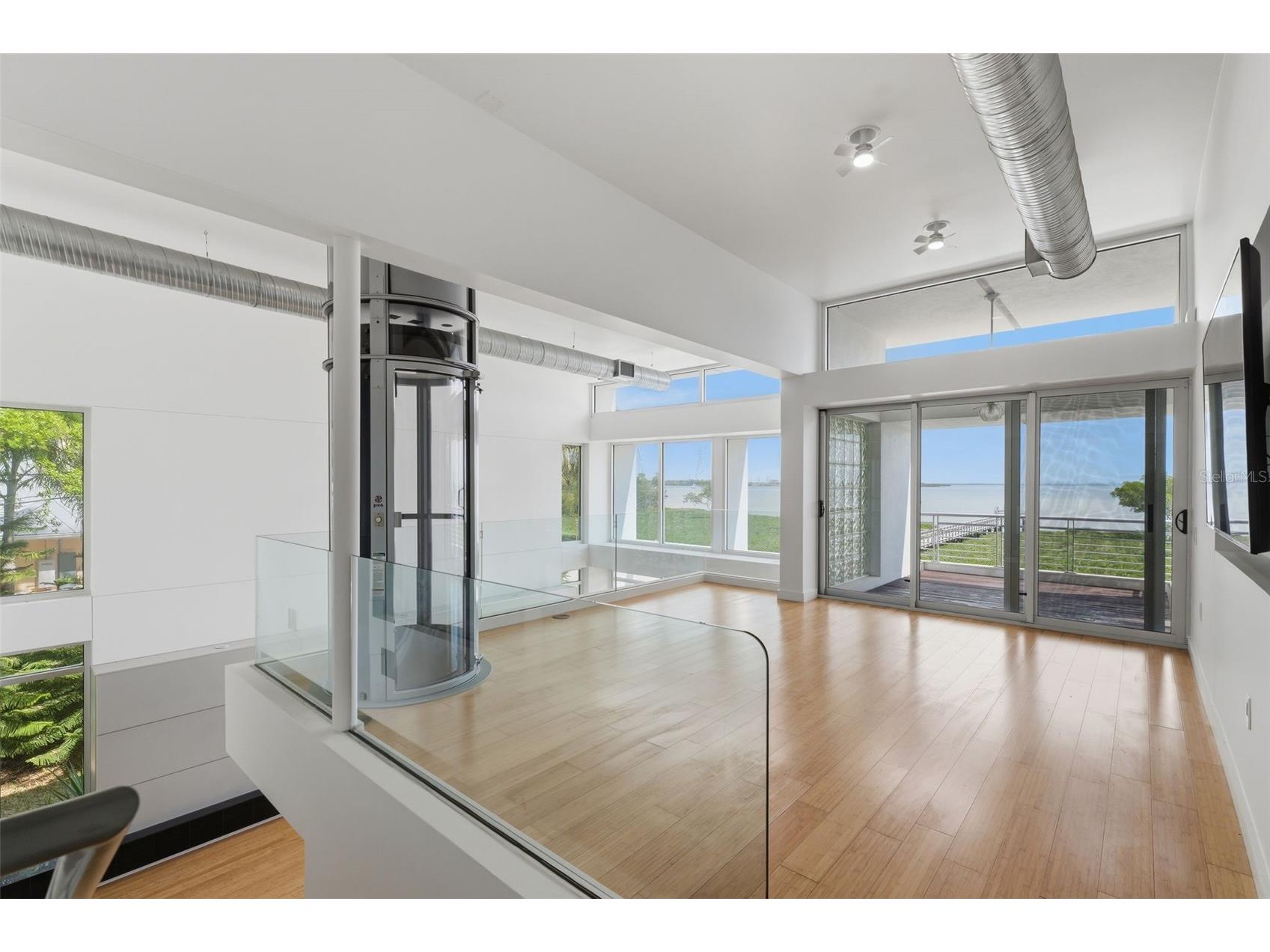 1405 N Bayshore Drive Safety Harbor FL 34695 TB8486960 image16