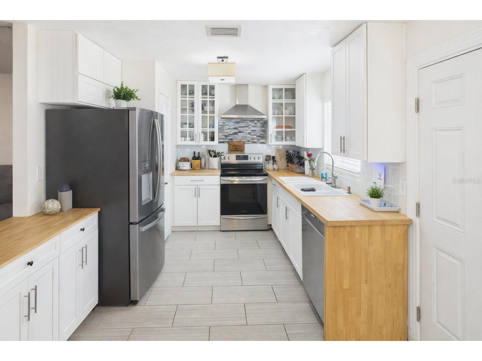 1405 Pembrook Drive Leesburg FL 34748 G5108946 image4