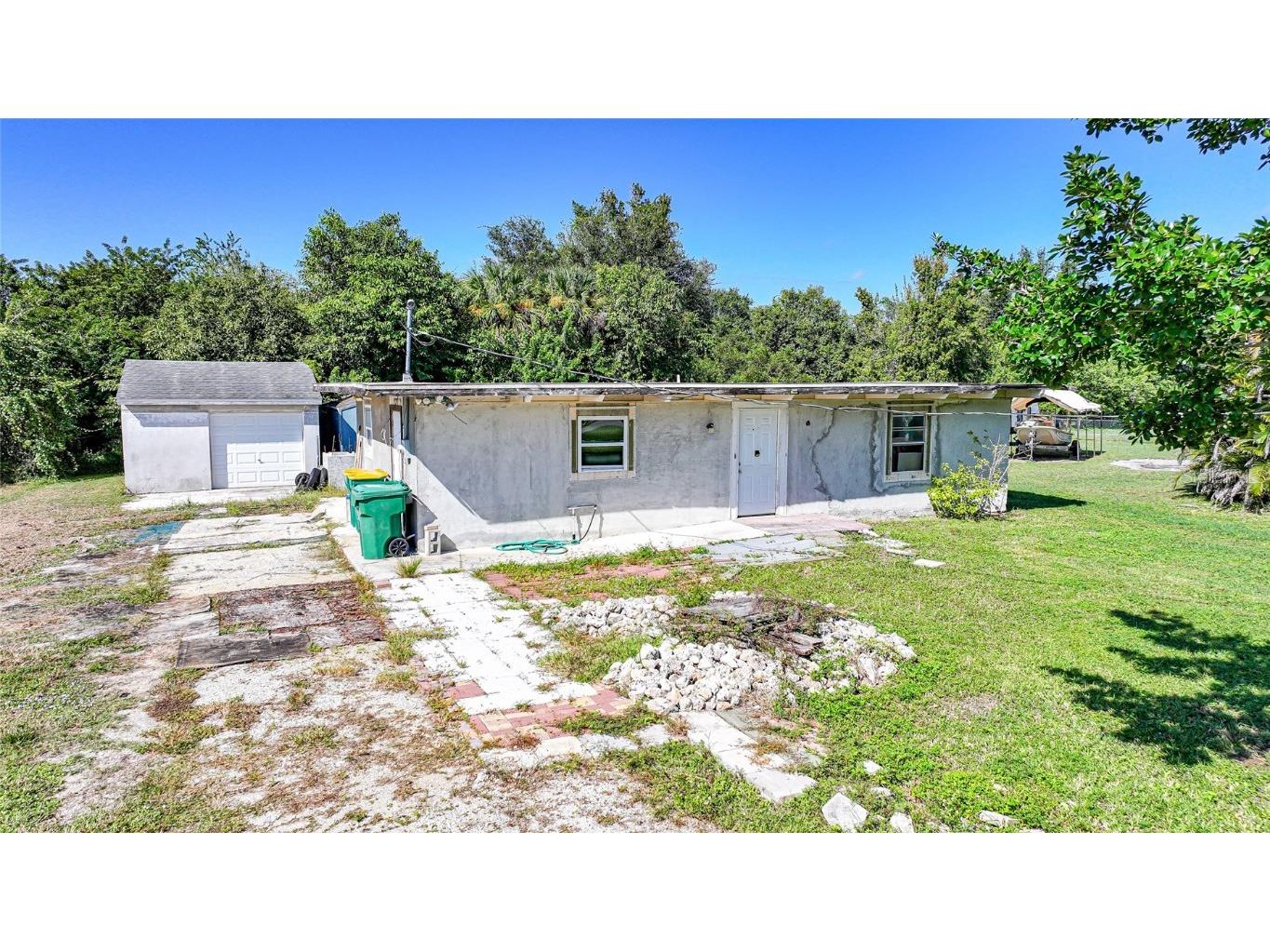 1405 Persay Drive Punta Gorda FL 33982 C7517226 image2