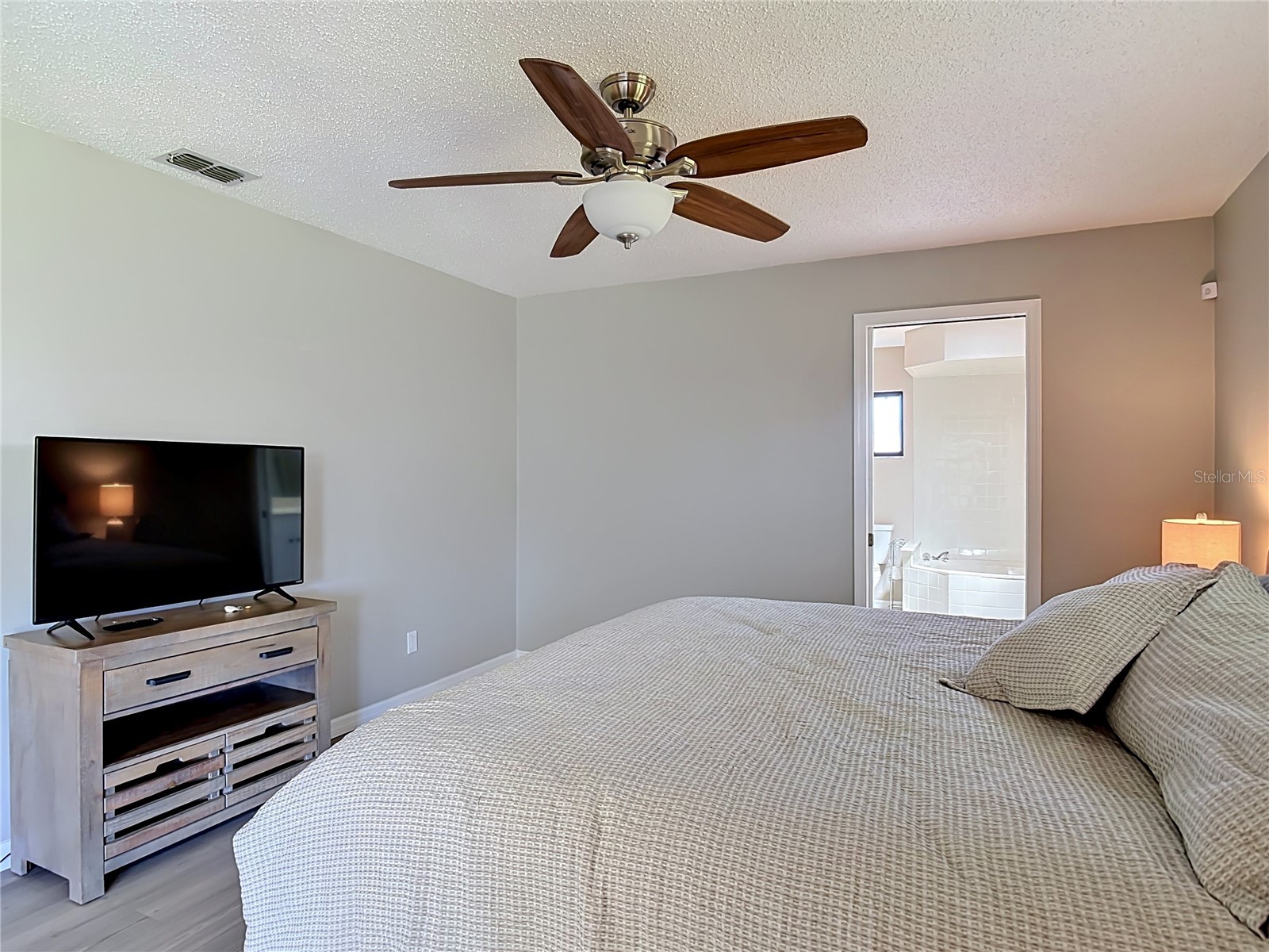 1405 Ruthbern Road Daytona Beach FL 32114 NS1088329 image23