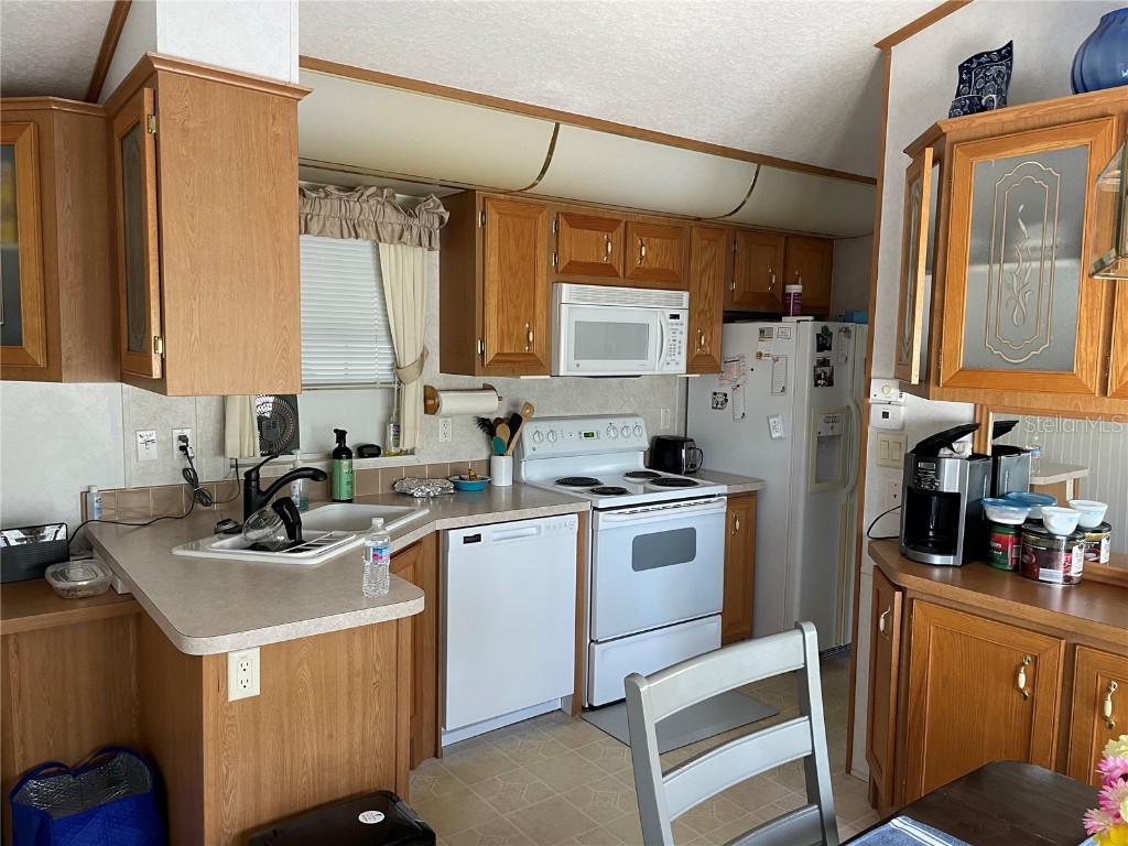 1405 Starboard Drive Saint Cloud FL 34771 - PIRATES COVE S5130073 image8