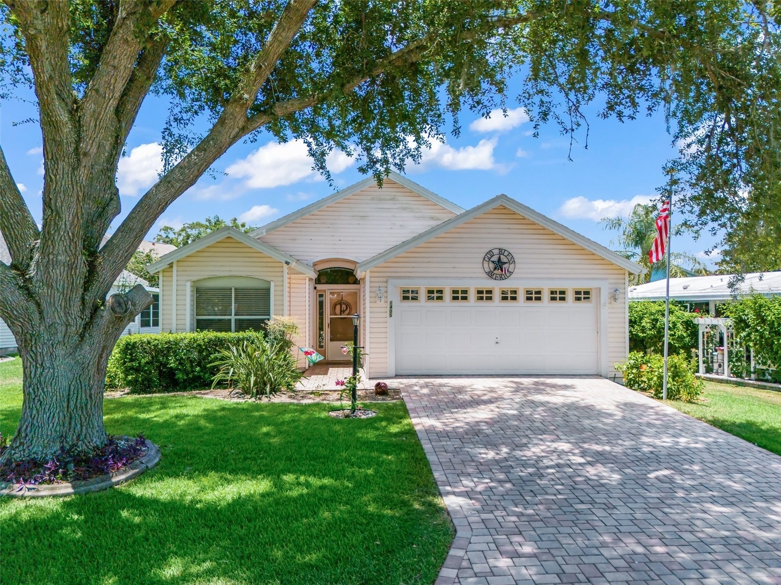 1405 W Schwartz Boulevard The Villages FL 32159 G5106838 image1