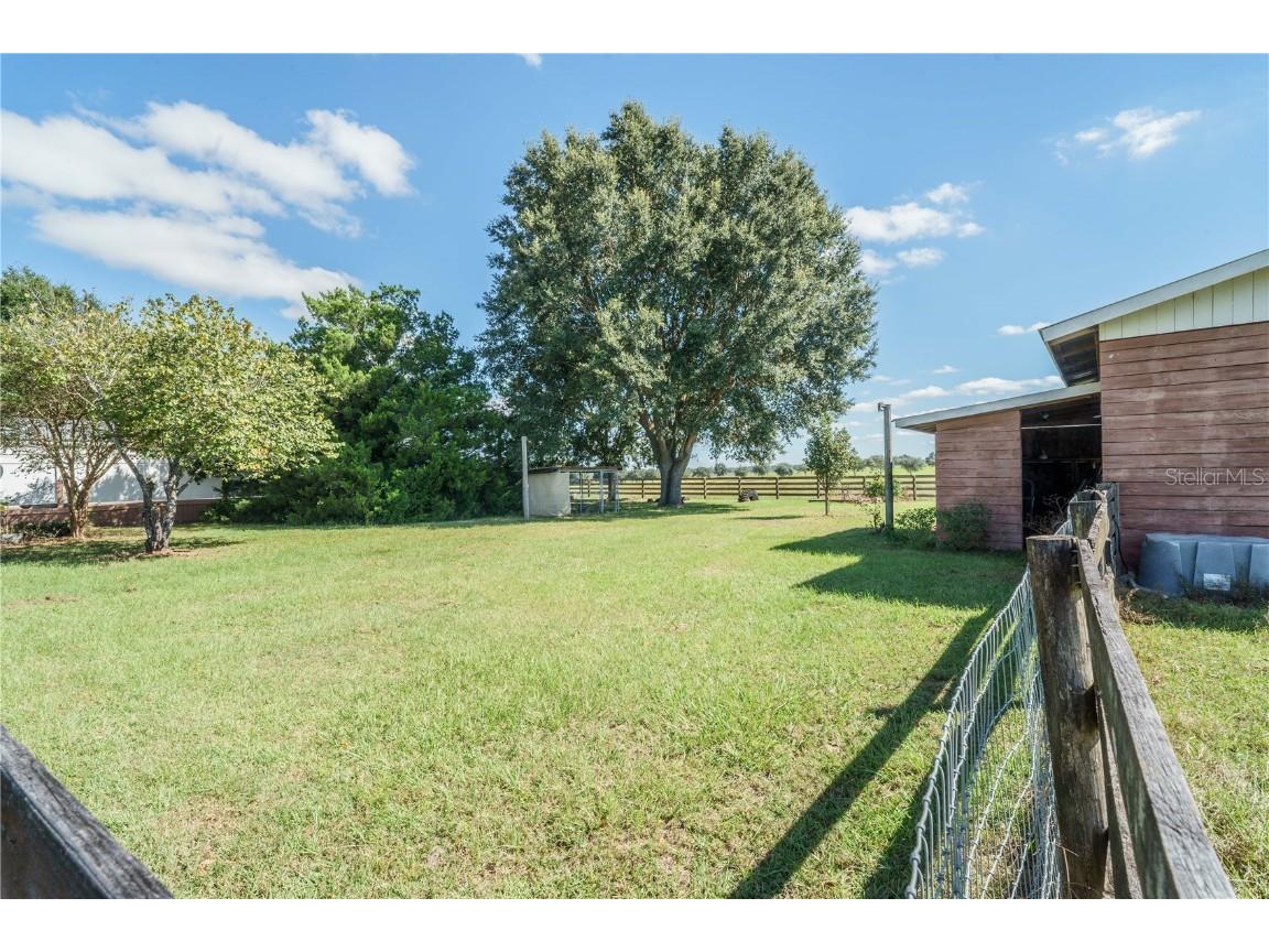 14050 SE 50th Street Morriston FL 32668 OM711581 image59