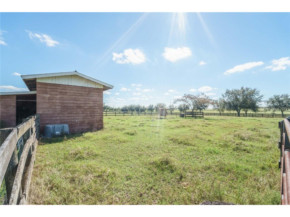 14050 SE 50th Street Morriston FL 32668 OM711581 image60