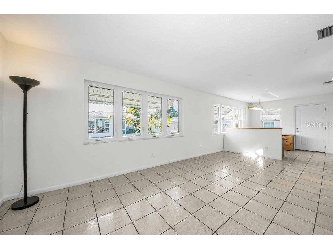 14052 89th Avenue Seminole FL 33776 TB8450718 image30