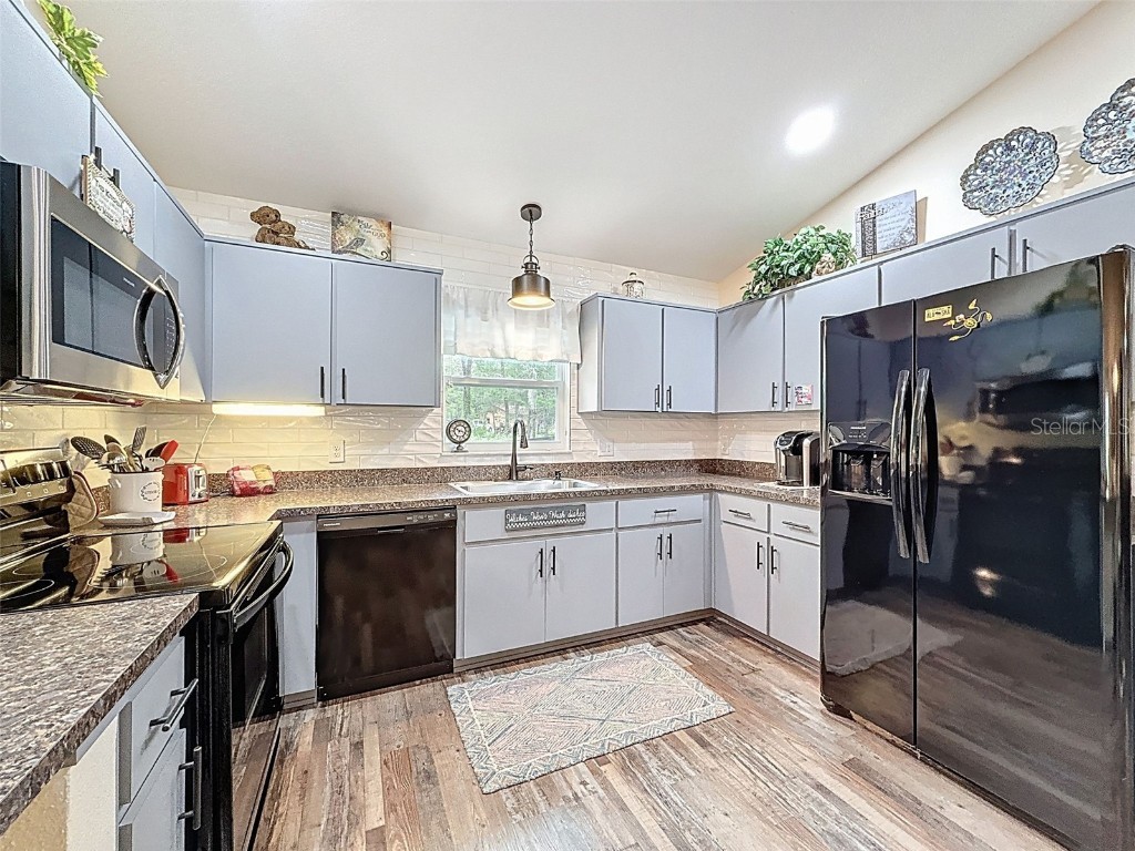 14056 Tayco Drive Weeki Wachee FL 34614 TB8409885 image4