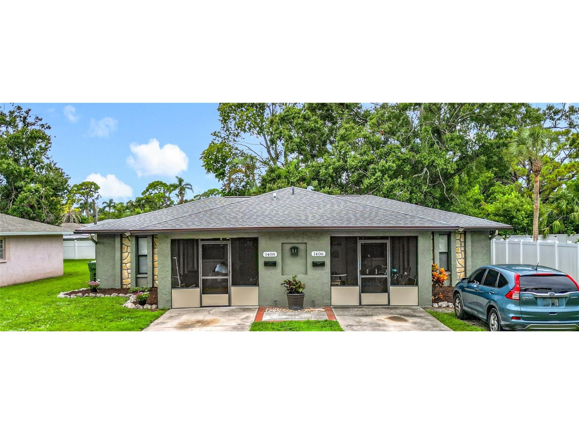 1406/1408 27th Street W Bradenton FL 34205 A4662481 image1