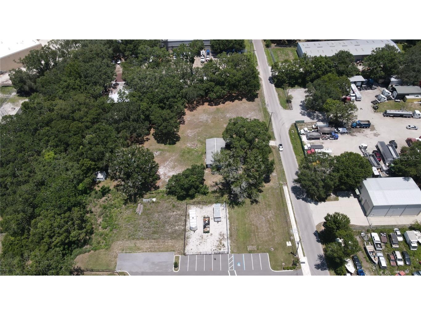 1406 Hobbs Street Tampa FL 33619 T3458383 image1