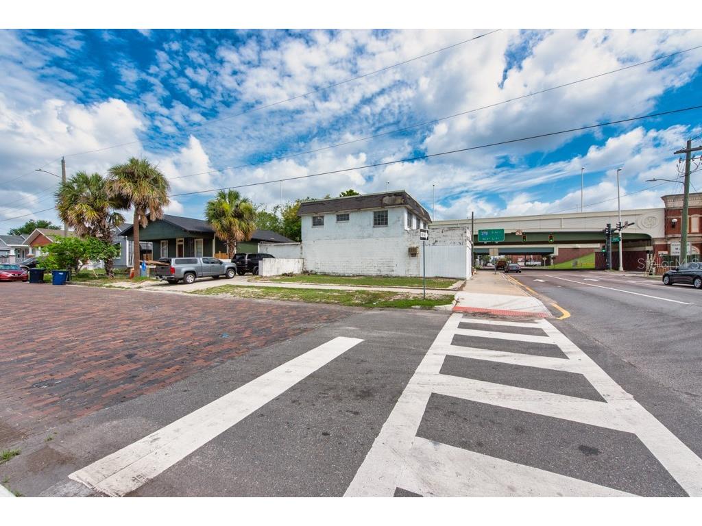 1406 N Howard Avenue Tampa FL 33607 TB8516527 image21