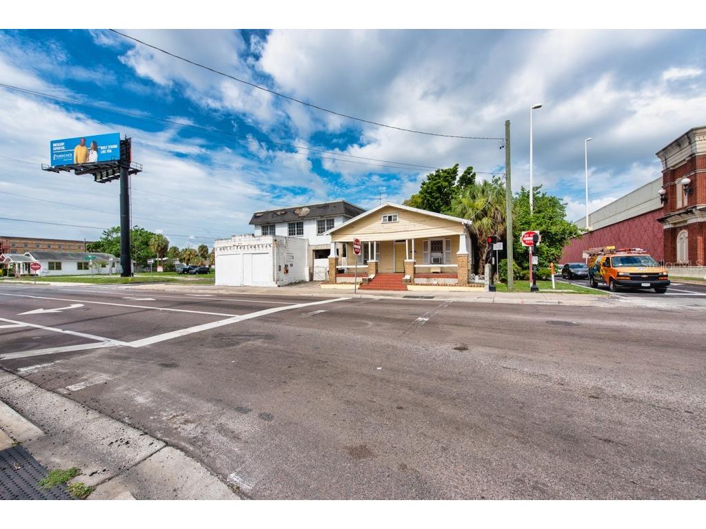 1406 N Howard Avenue Tampa FL 33607 TB8516527 image6