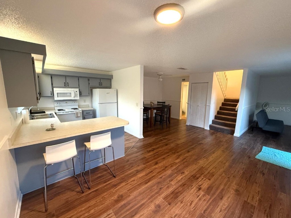 1406 Park Shore Circle #3 Fort Myers FL 33901 O6366383 image2