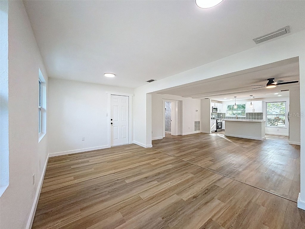 1406 S Lake Avenue Clearwater FL 33756 W7881181 image24