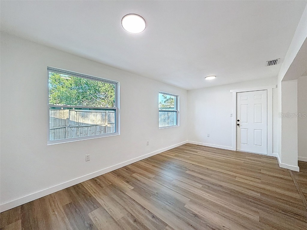 1406 S Lake Avenue Clearwater FL 33756 W7881181 image25