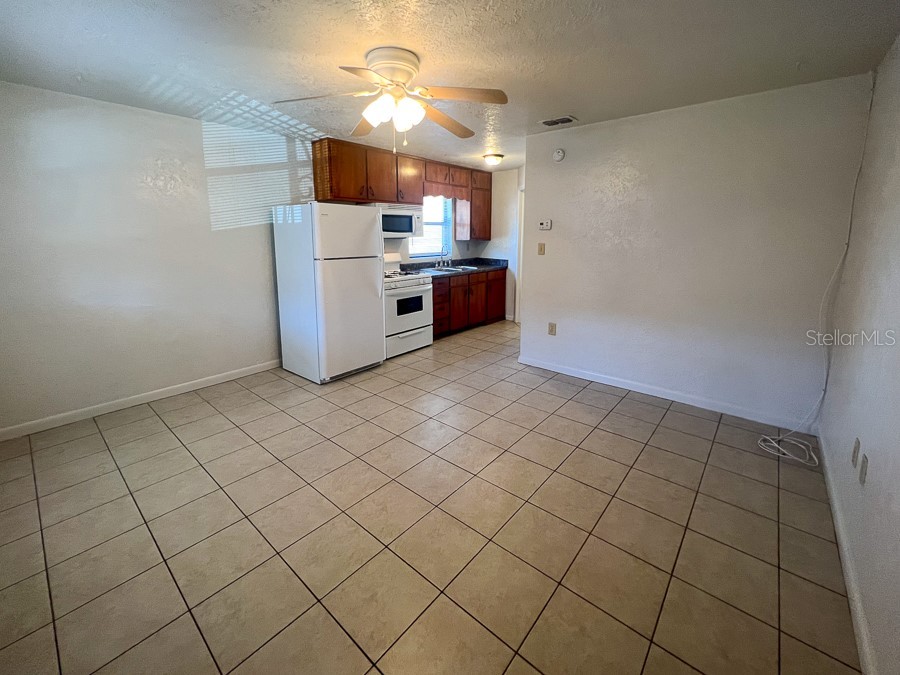 1406 SW 18th Place #2 Gainesville FL 32608 GC540556 image2