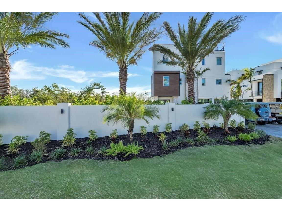 1406 Tangier Way Sarasota FL 34239 A4677512 image11