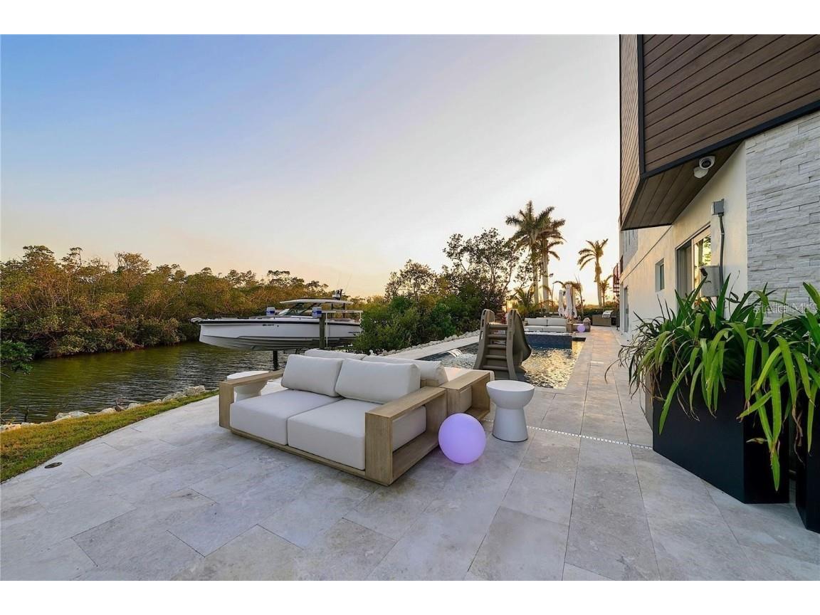 1406 Tangier Way Sarasota FL 34239 A4677512 image13