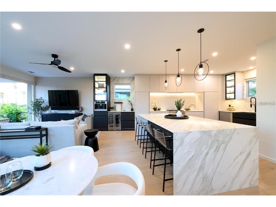 1406 Tangier Way Sarasota FL 34239 A4677512 image34