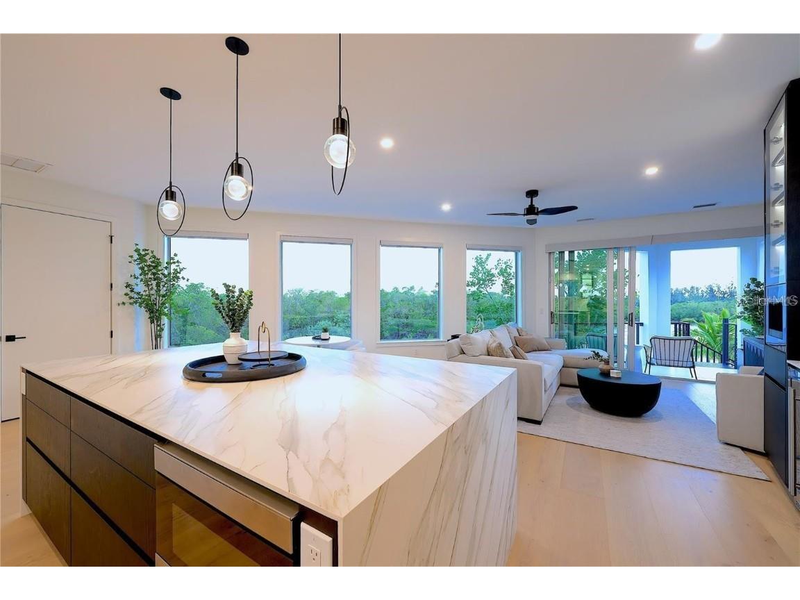 1406 Tangier Way Sarasota FL 34239 A4677512 image36