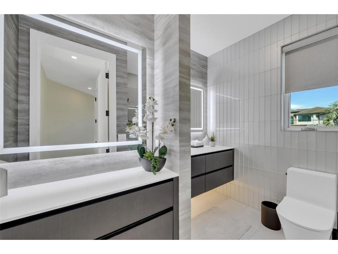 1406 Tangier Way Sarasota FL 34239 A4677512 image37