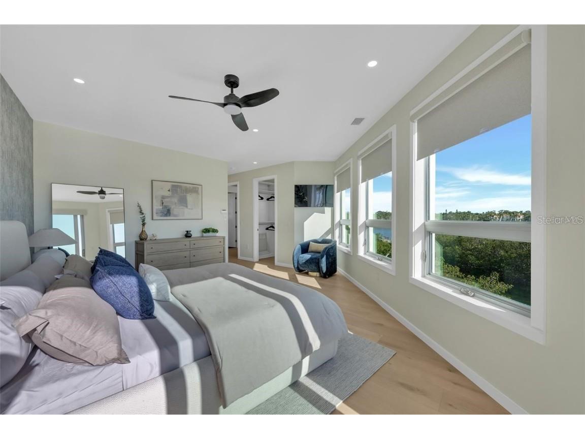 1406 Tangier Way Sarasota FL 34239 A4677512 image42