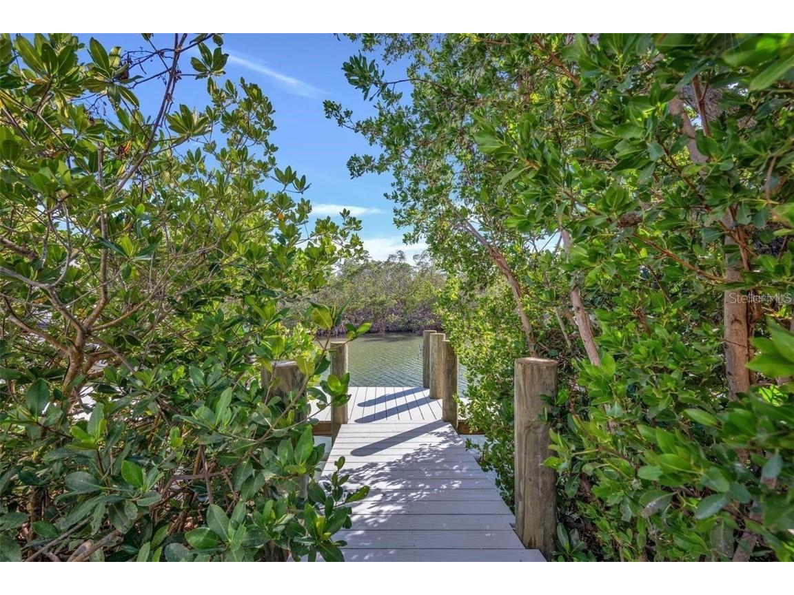 1406 Tangier Way Sarasota FL 34239 A4677512 image54