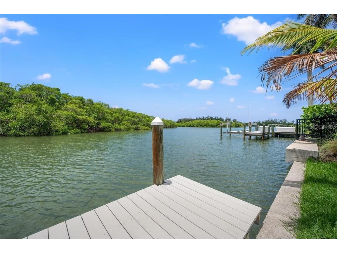 1406 Tangier Way Sarasota FL 34239 A4677512 image56