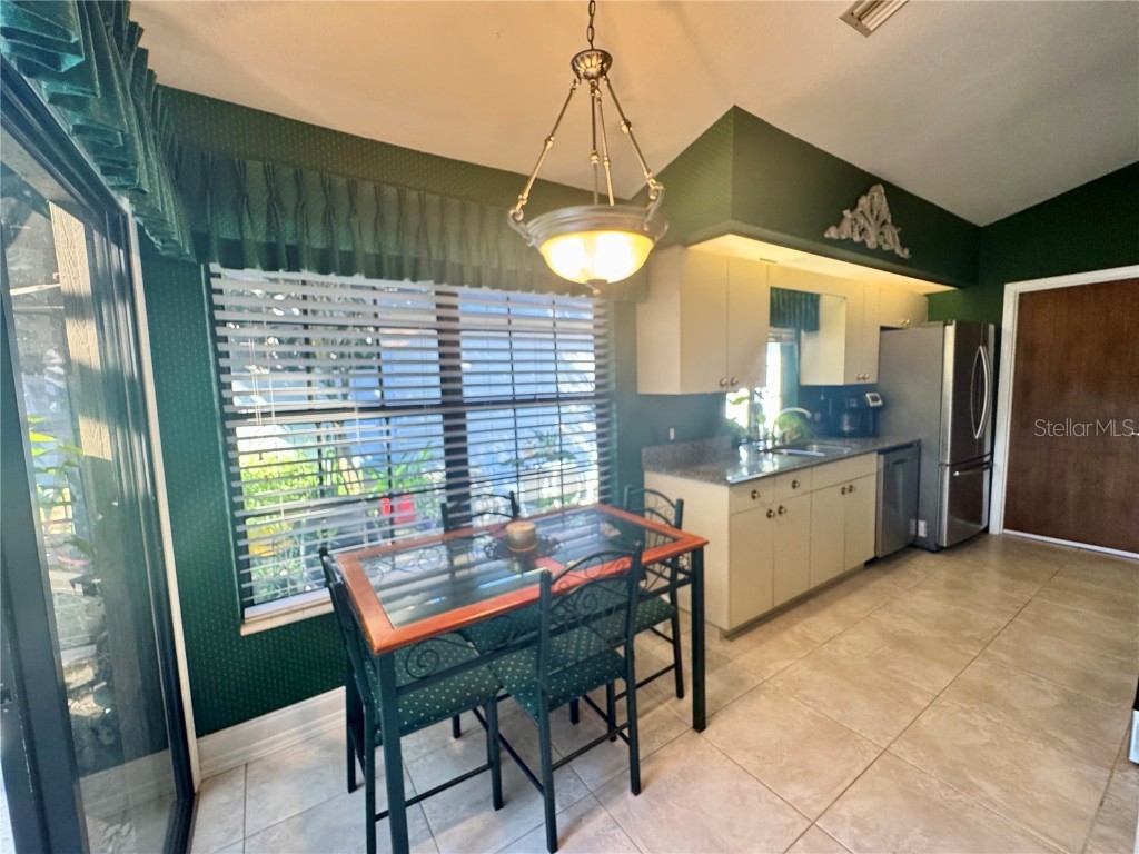 1406 Walden Oaks Place Plant City FL 33563 L4957455 image5