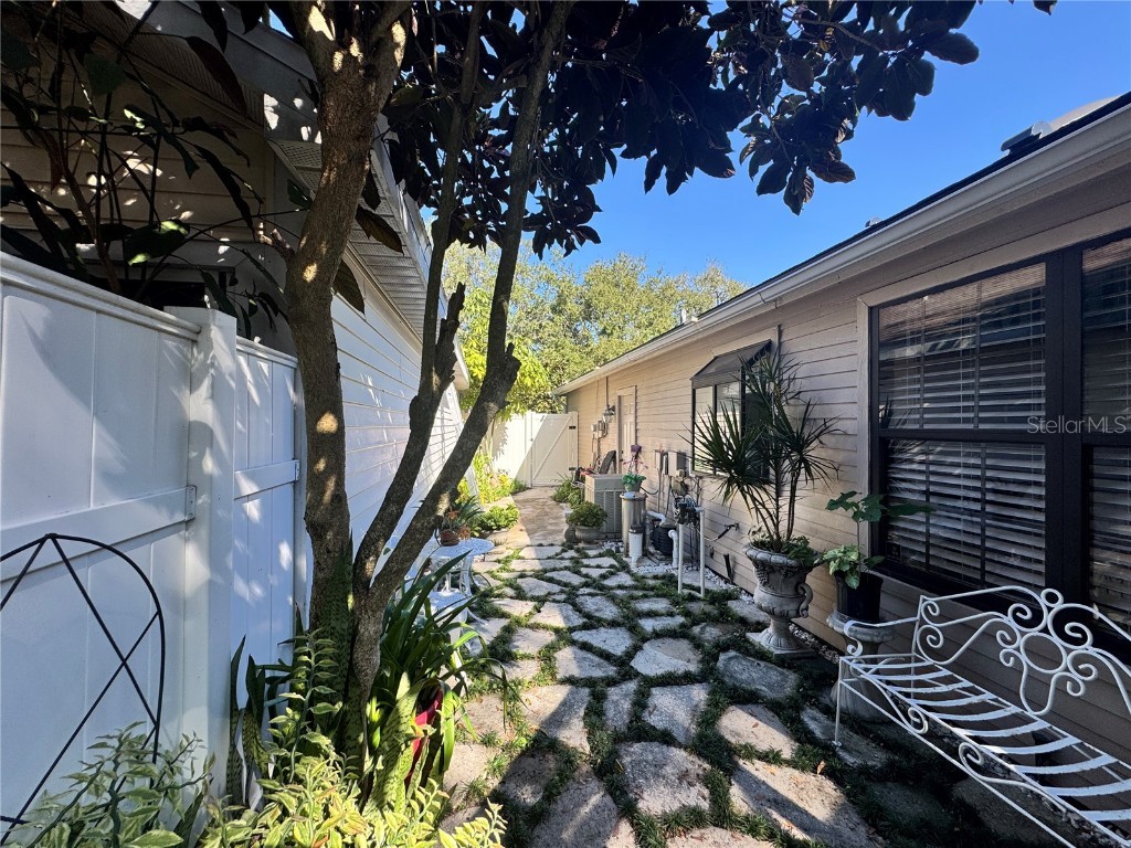 1406 Walden Oaks Place Plant City FL 33563 L4957455 image63