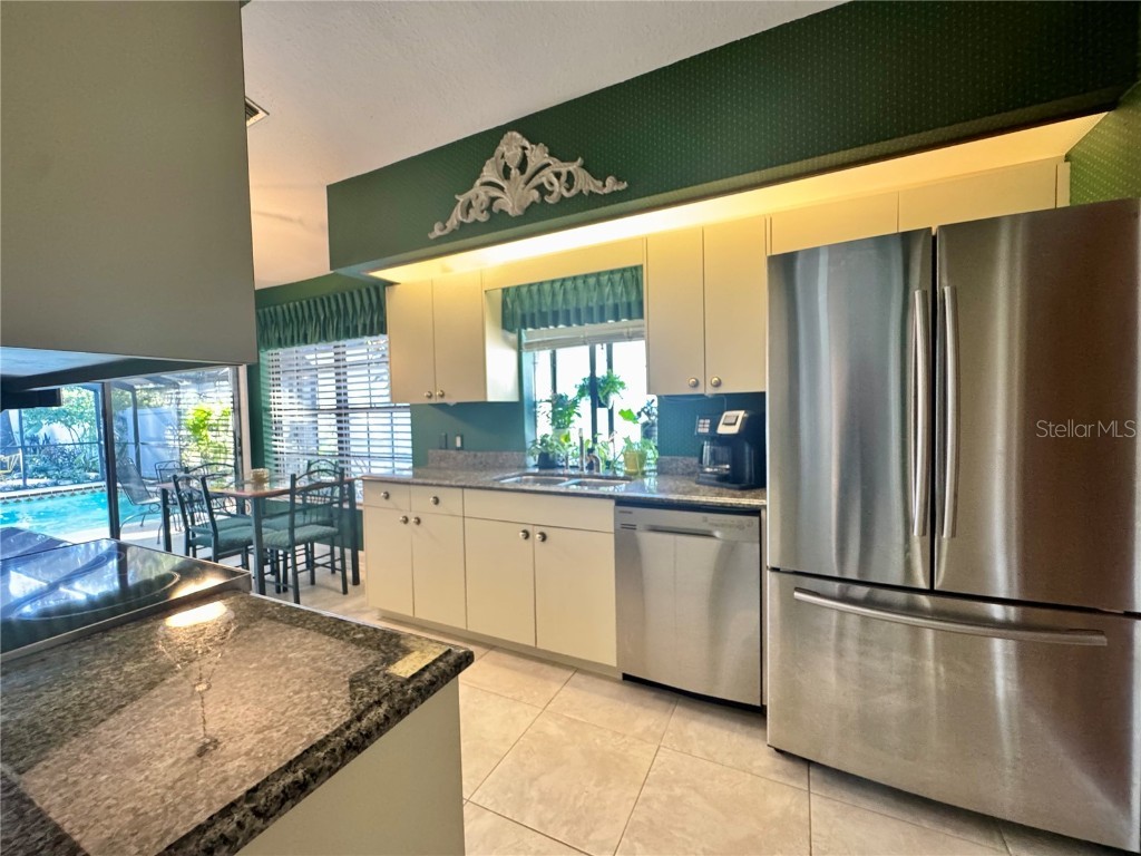 1406 Walden Oaks Place Plant City FL 33563 L4957455 image8