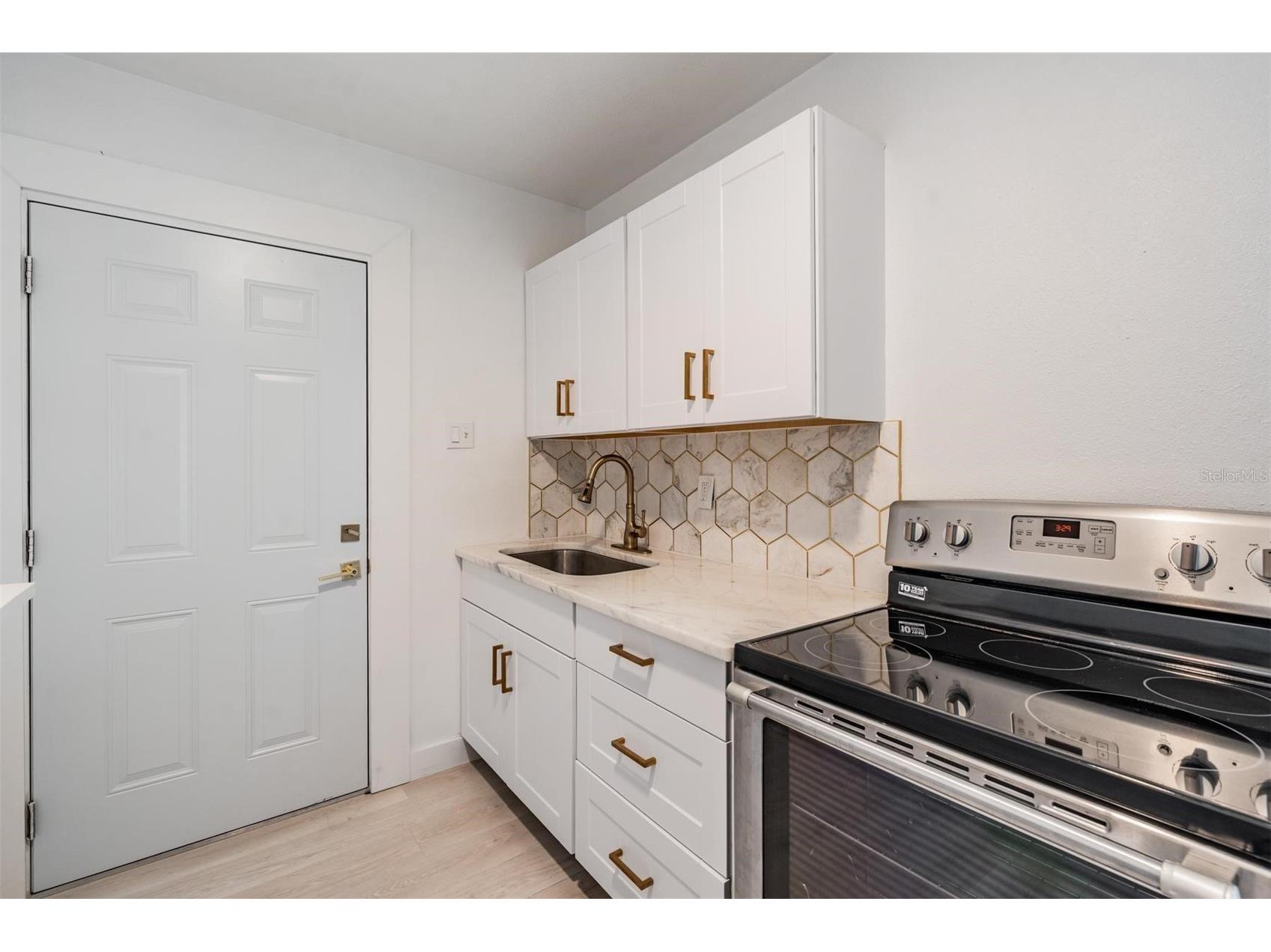 14060 Miramar Avenue Saint Petersburg FL 33708 - MADERIA BEACH TB8522575 image28