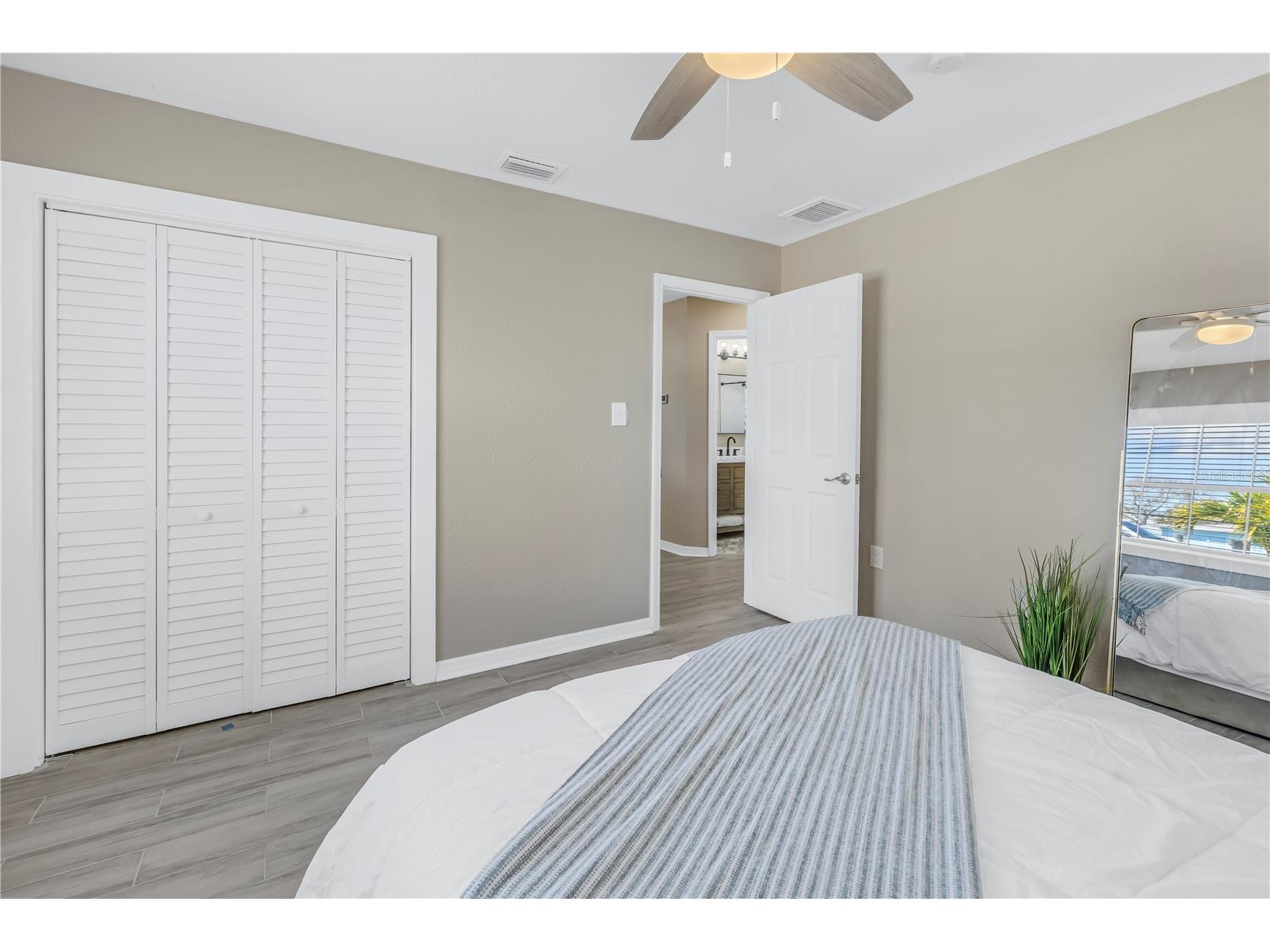 14066 Marguerite Drive Madeira Beach FL 33708 TB8480440 image14