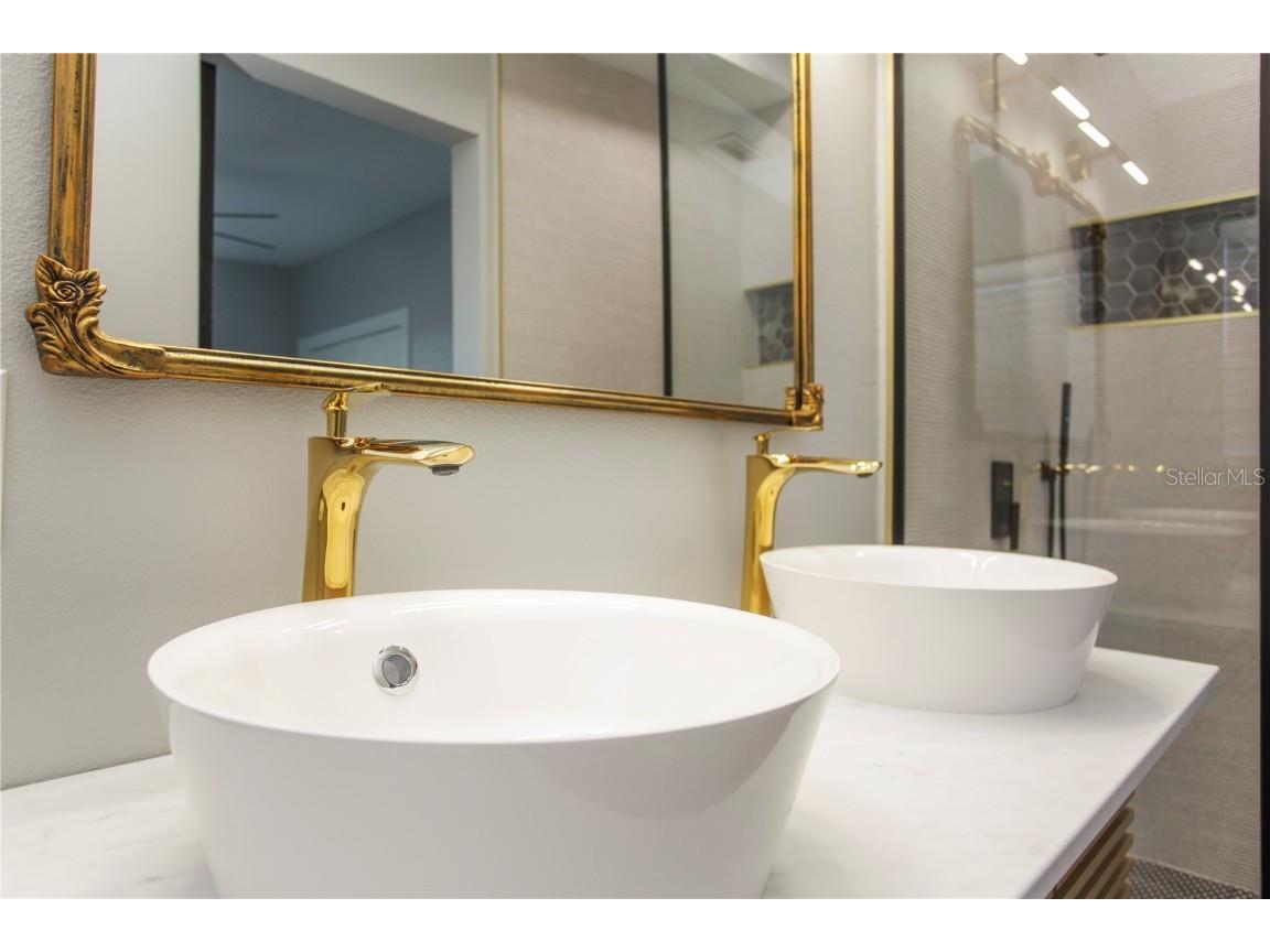 1407 Berwyn Road Orlando FL 32806 O6341124 image24